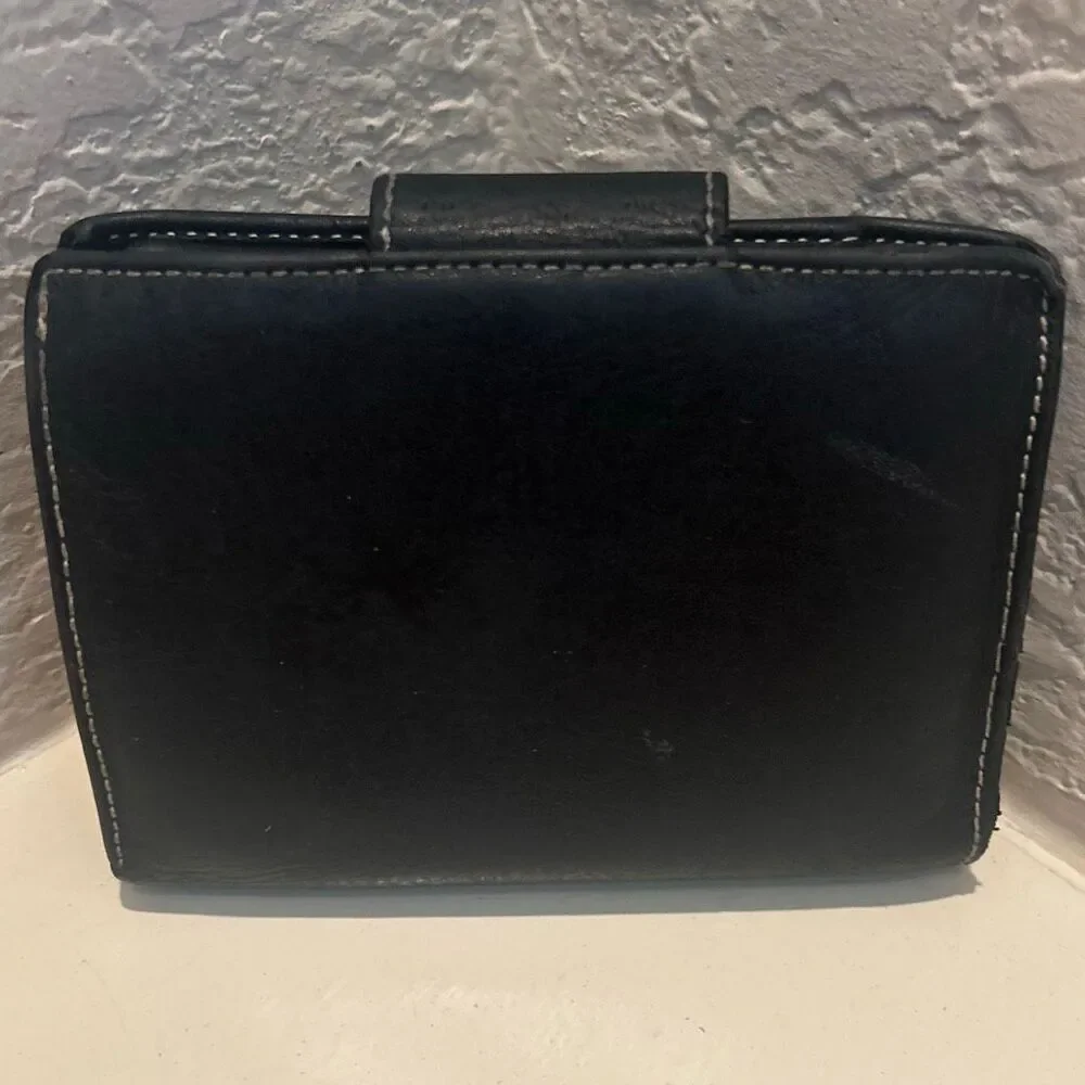 Ferragamo Compact Gancini Tab Wallet Black Leather Preppy Equestrian Old Money